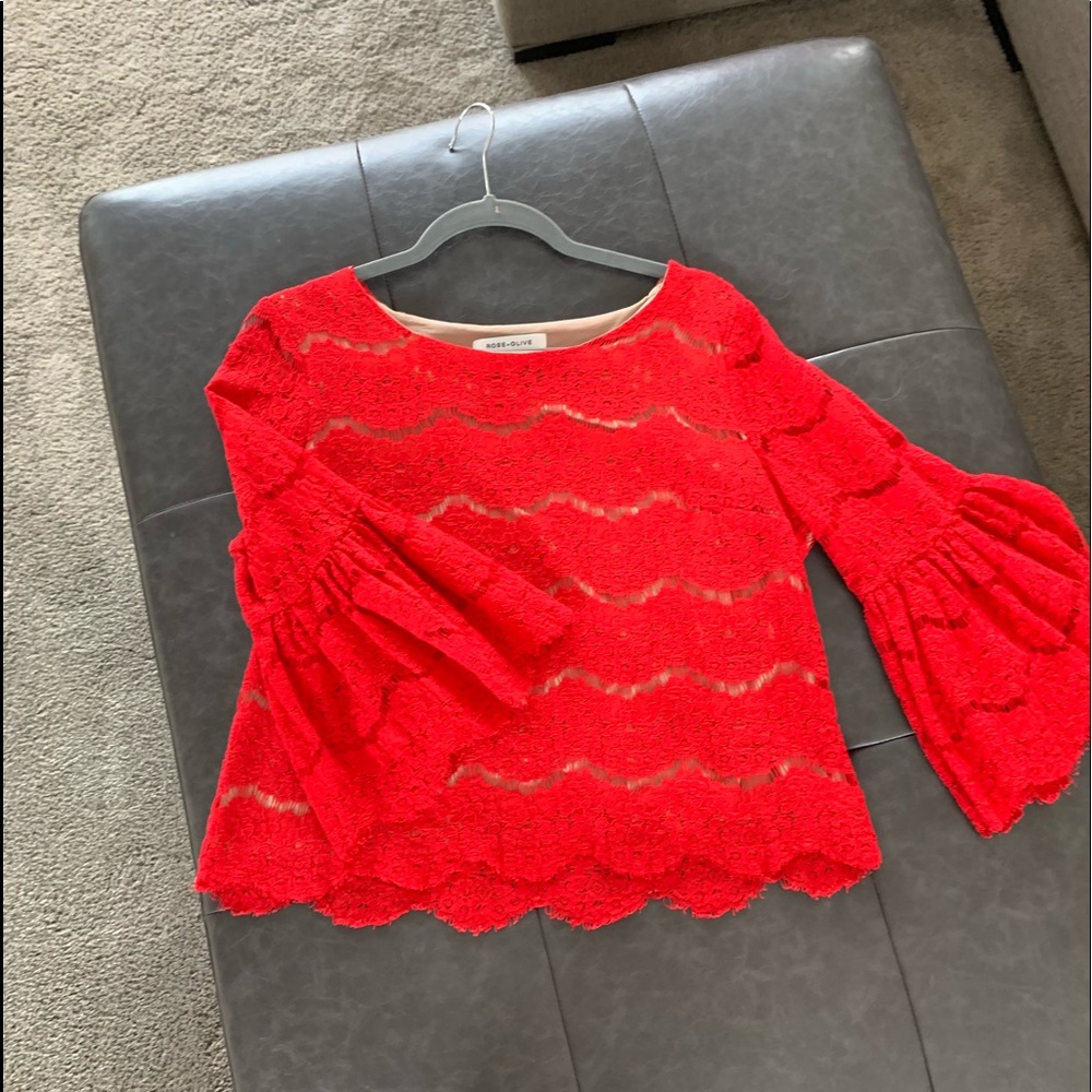 Rose & Olive | Bell Sleeve Top | L